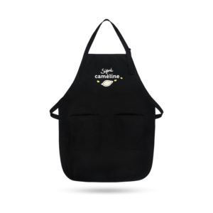 tablier noir brodé signé caméline