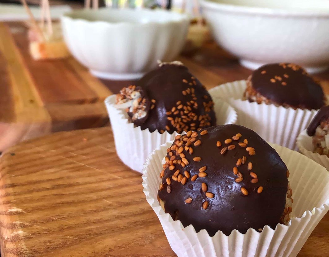 boules d'énergie chocolat à la caméline